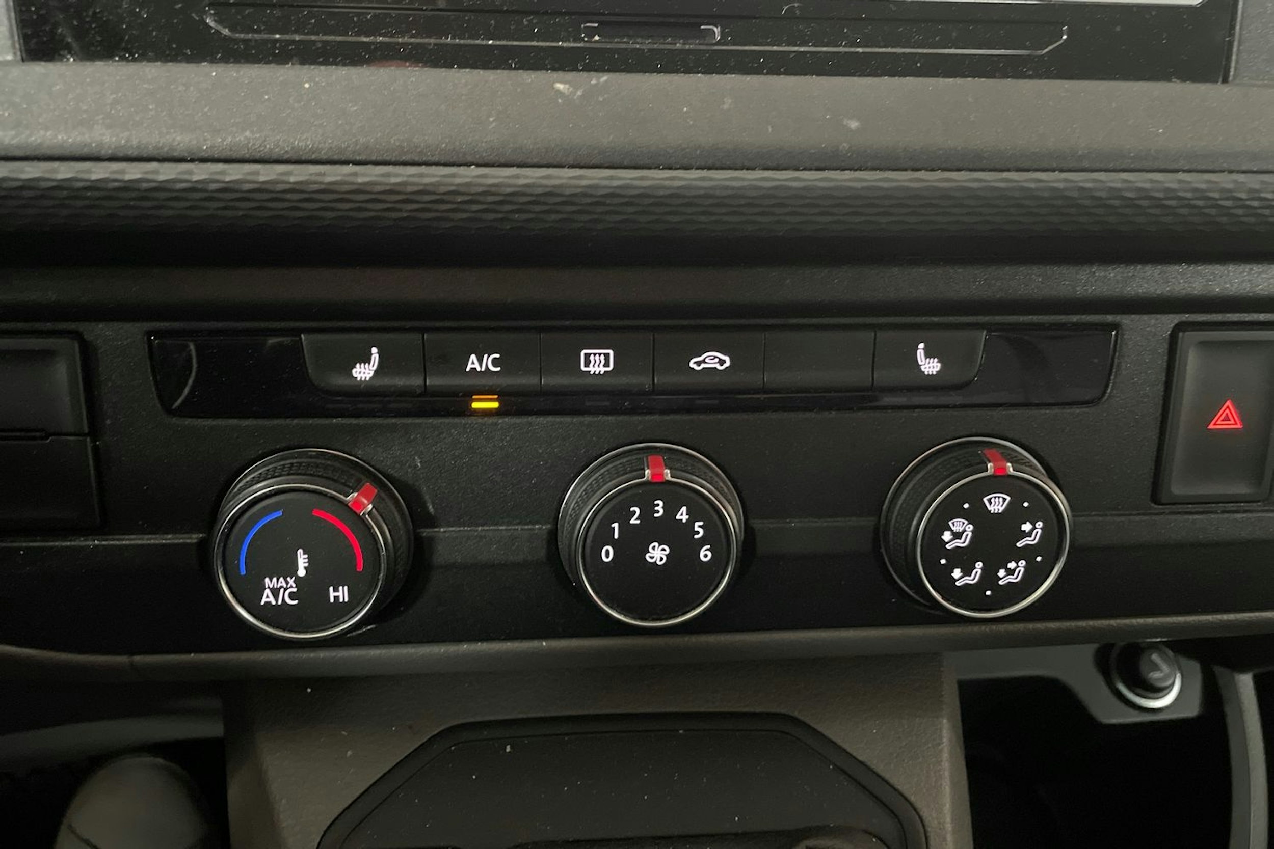 Harmaa Volkswagen TRANSPORTER 2022 kuva 20.