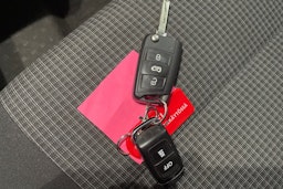 Harmaa Volkswagen TRANSPORTER 2022 kuva 23.