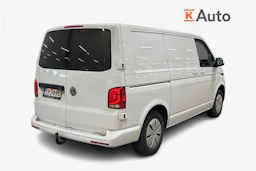 valkoinen Volkswagen Transporter 2022 kuva 2.