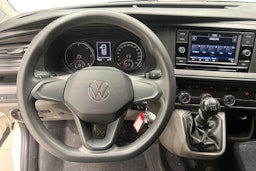 valkoinen Volkswagen Transporter 2022 kuva 9.