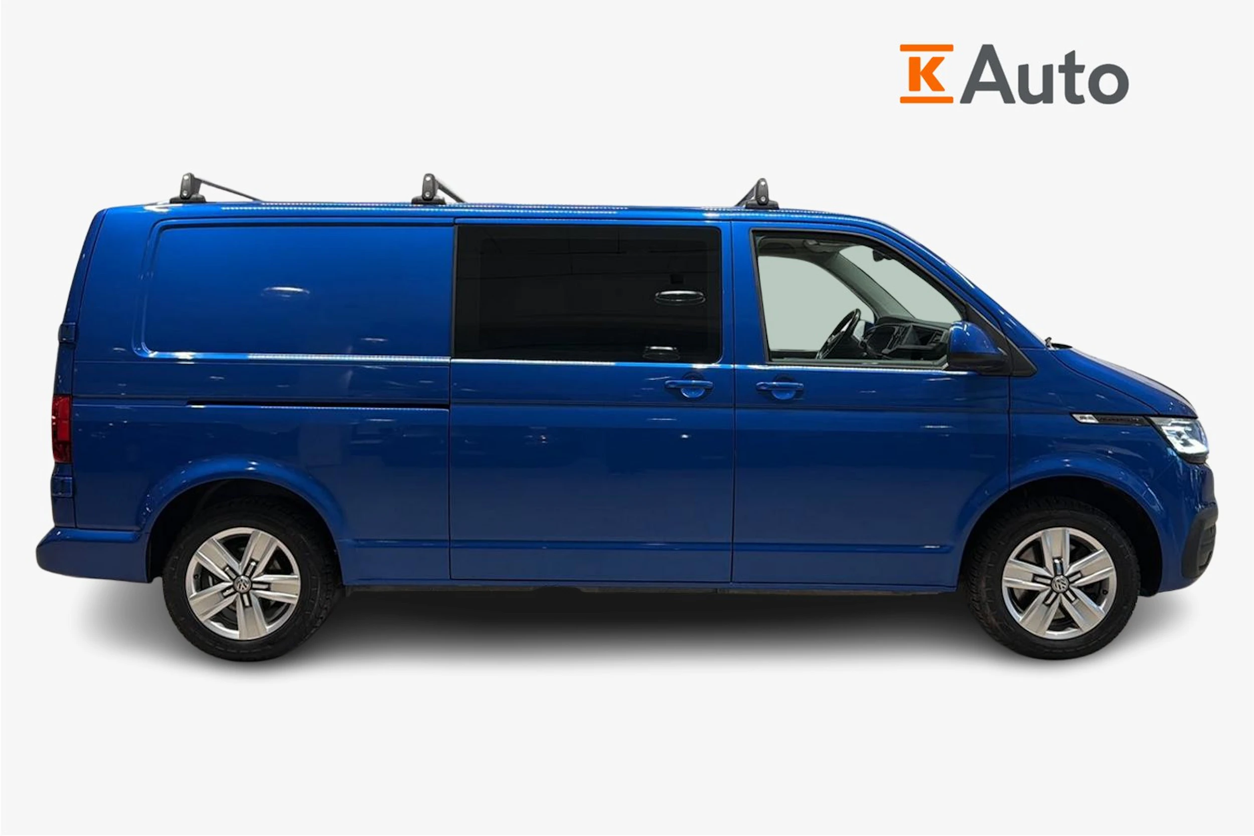 sininen Volkswagen Transporter 2022 kuva 7.