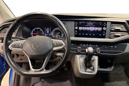 sininen Volkswagen Transporter 2022 kuva 9.