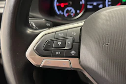 sininen Volkswagen Transporter 2022 kuva 17.