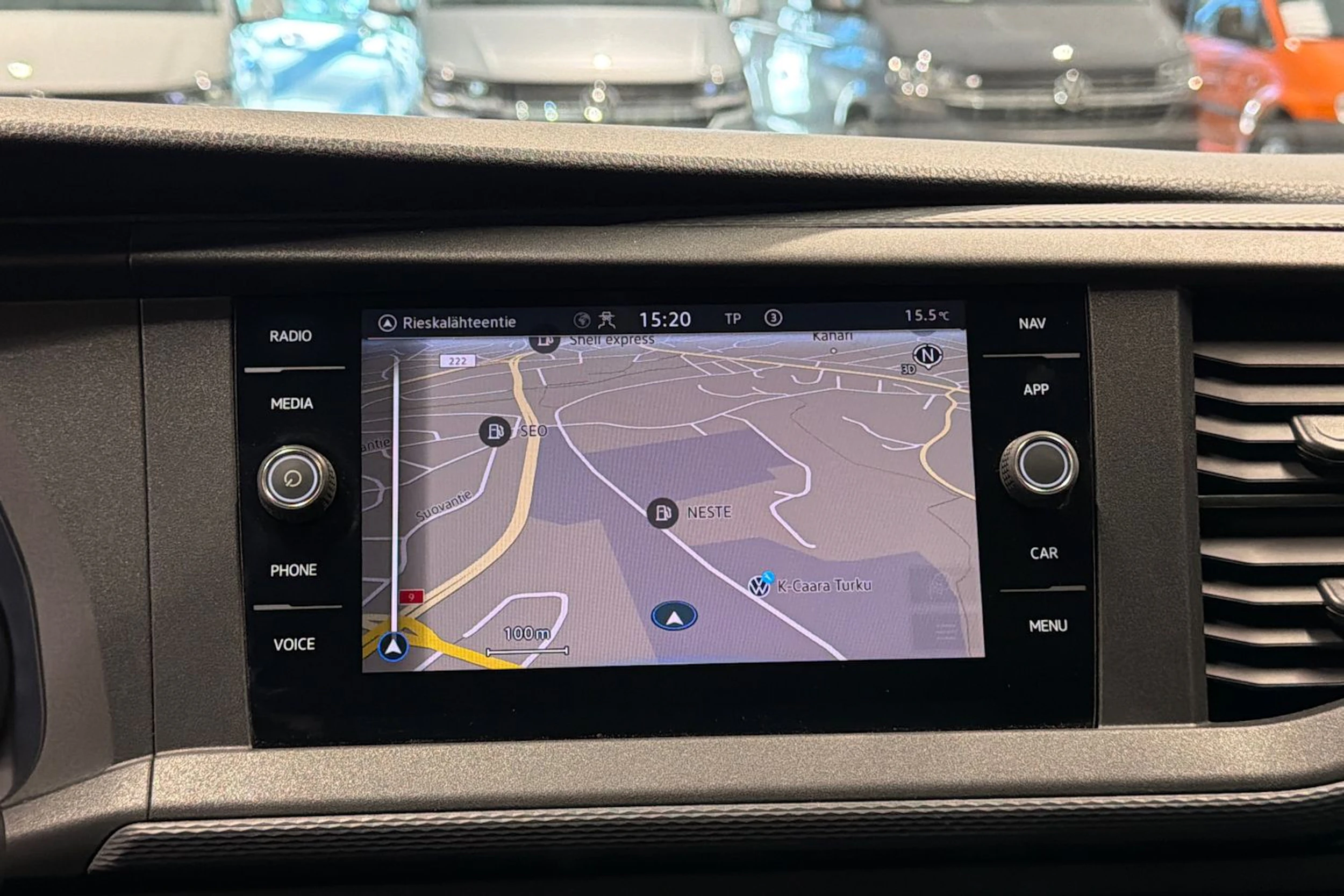 sininen Volkswagen Transporter 2022 kuva 23.