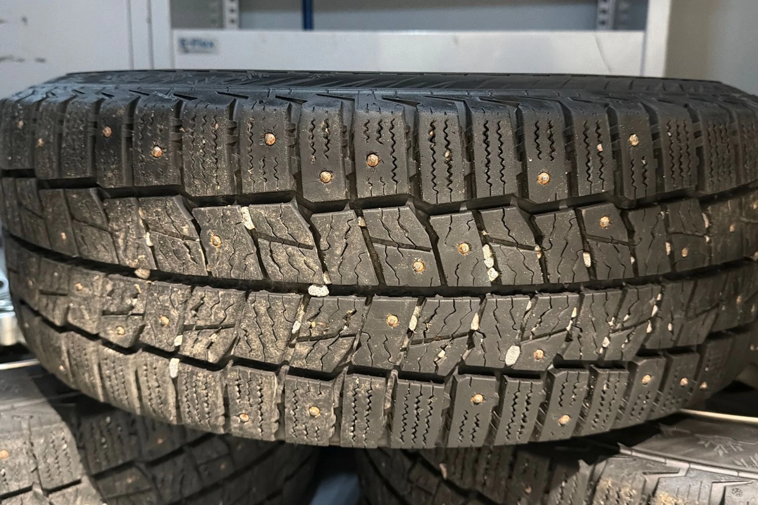 sininen Volkswagen Transporter 2022 kuva 30.