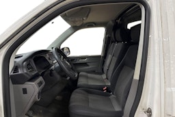 valkoinen Volkswagen Transporter 2022 kuva 3.
