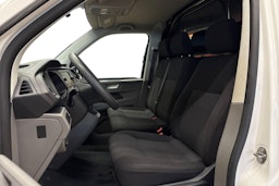 valkoinen Volkswagen Transporter 2022 kuva 6.