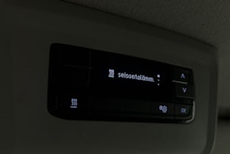 valkoinen Volkswagen Transporter 2022 kuva 19.