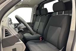 valkoinen Volkswagen Transporter 2022 kuva 7.