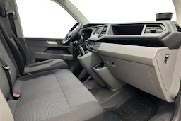 valkoinen Volkswagen Transporter 2022 kuva 9.