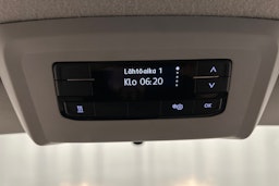 valkoinen Volkswagen Transporter 2022 kuva 16.