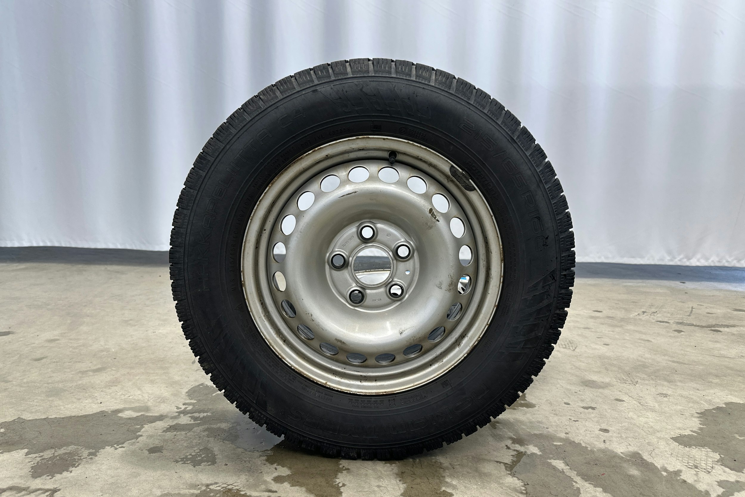 valkoinen Volkswagen Transporter 2022 kuva 24.