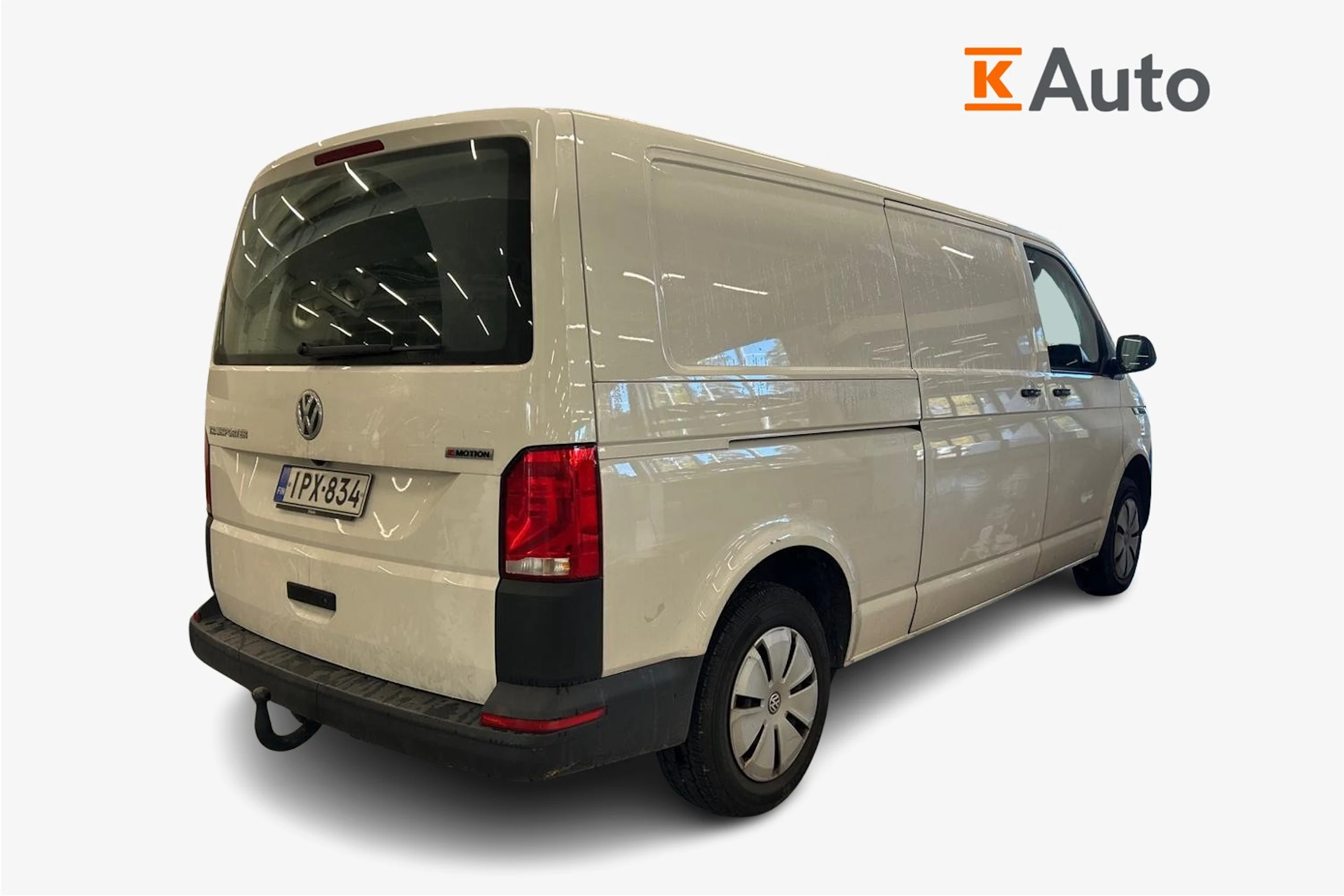 valkoinen Volkswagen Transporter 2022 kuva 2.