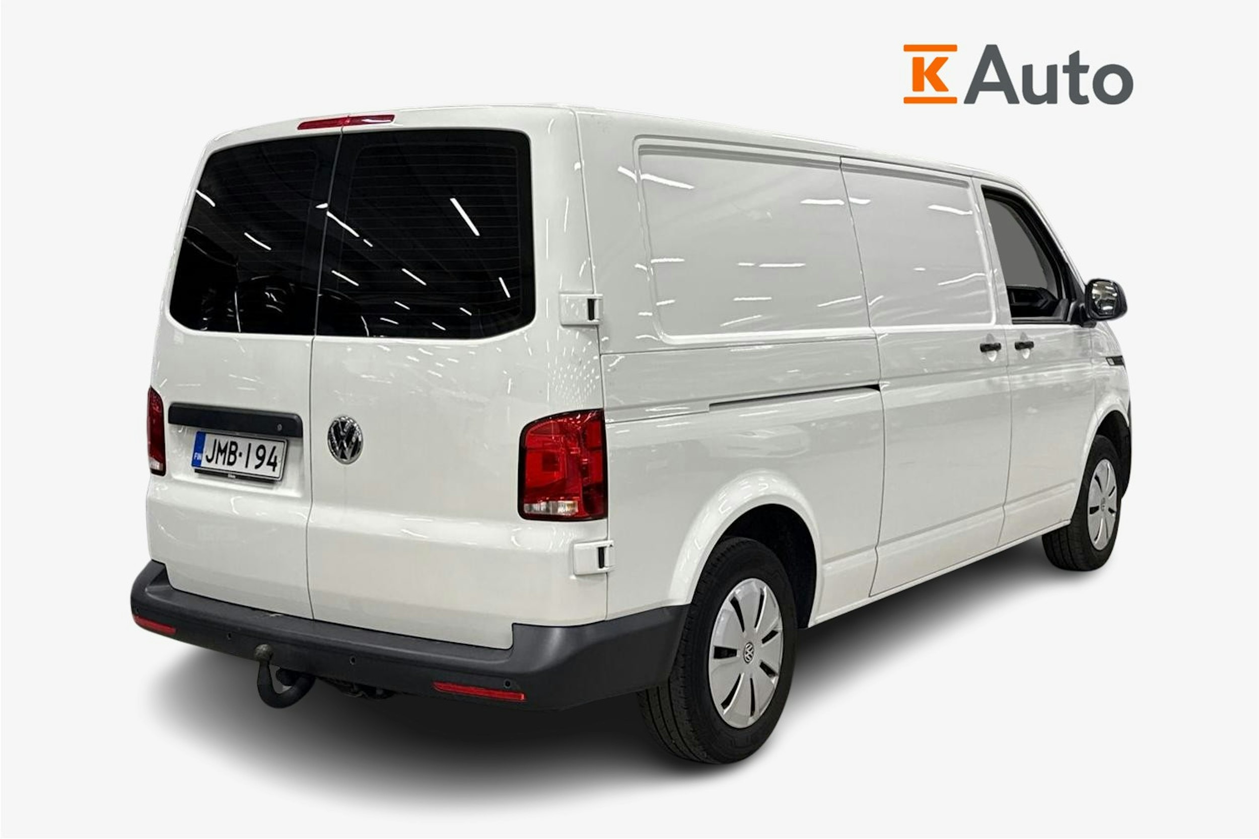 valkoinen Volkswagen Transporter 2022 kuva 2.