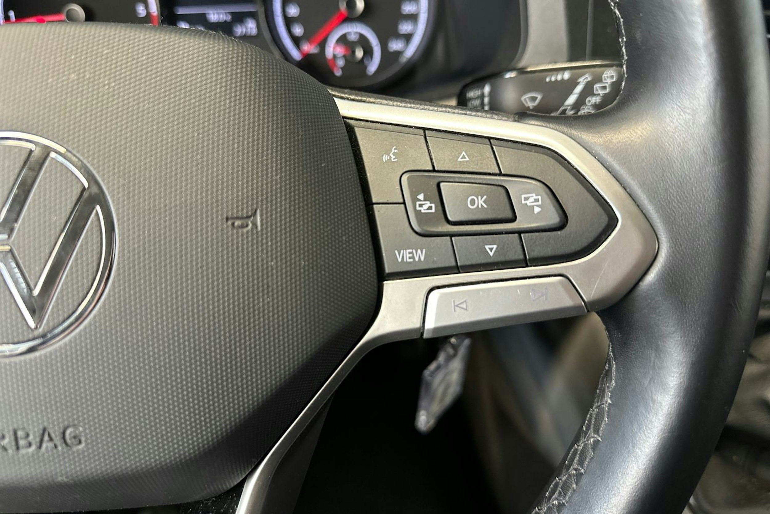 Punainen Volkswagen TRANSPORTER 2022 kuva 14.