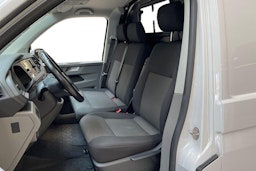 valkoinen Volkswagen Transporter 2022 kuva 7.