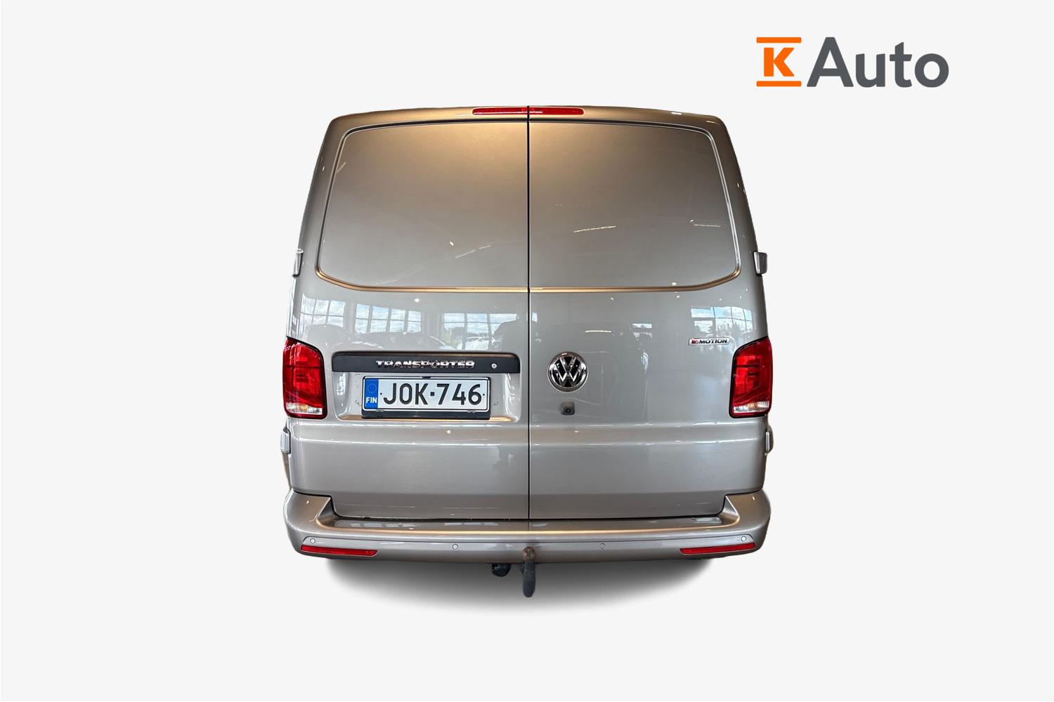 Volkswagen Transporter 2022, kuva 4/5