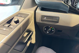 Volkswagen TRANSPORTER 2022 kuva 16.