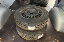 musta Volkswagen Transporter 2022 kuva 16.