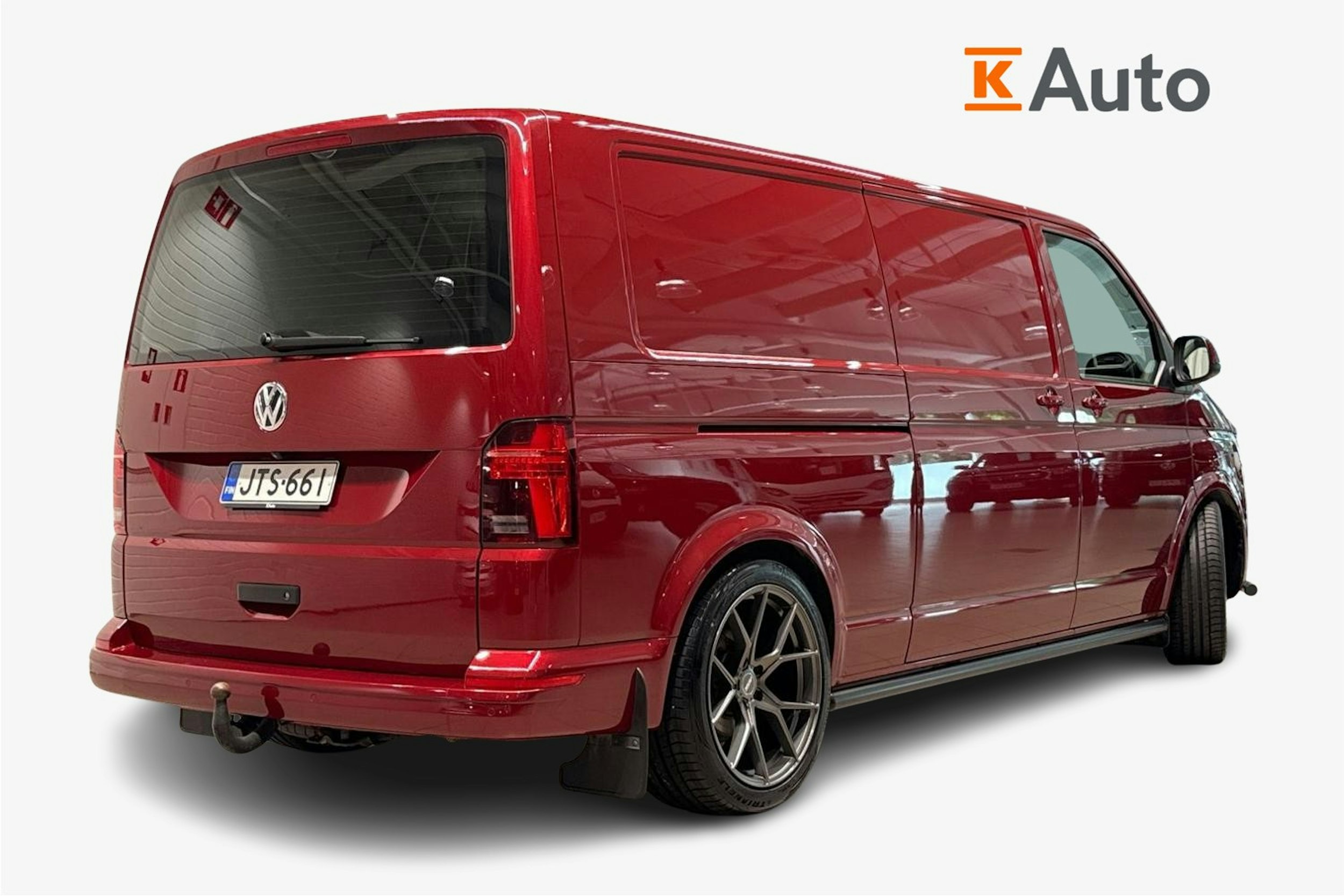 punainen Volkswagen Transporter 2022 kuva 2.