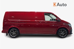 punainen Volkswagen Transporter 2022 kuva 6.