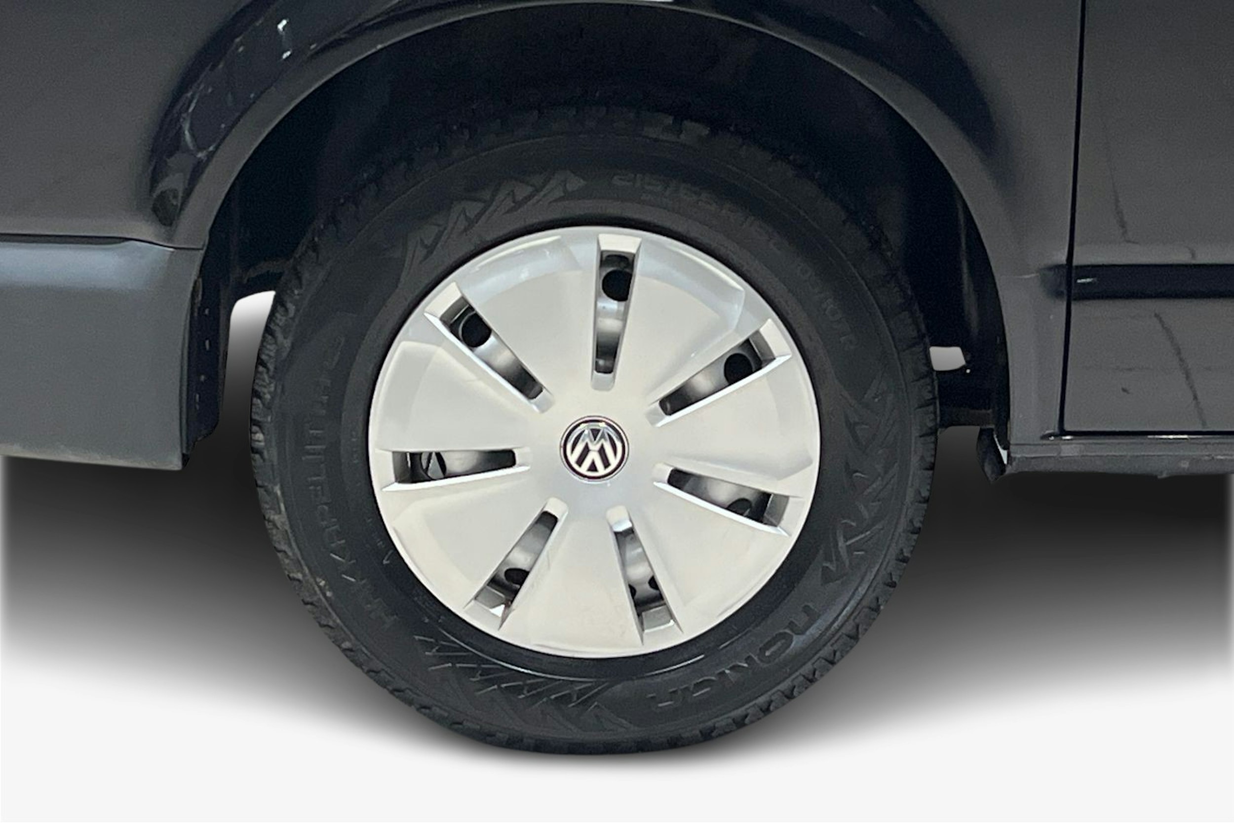 musta Volkswagen Transporter 2022 kuva 12.