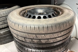 musta Volkswagen Transporter 2022 kuva 21.