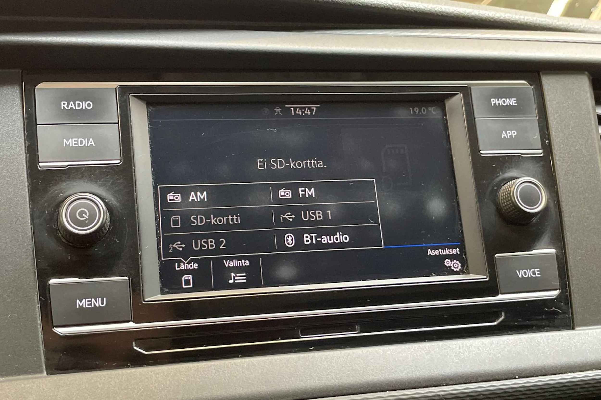 met. musta Volkswagen Transporter 2022 kuva 22.