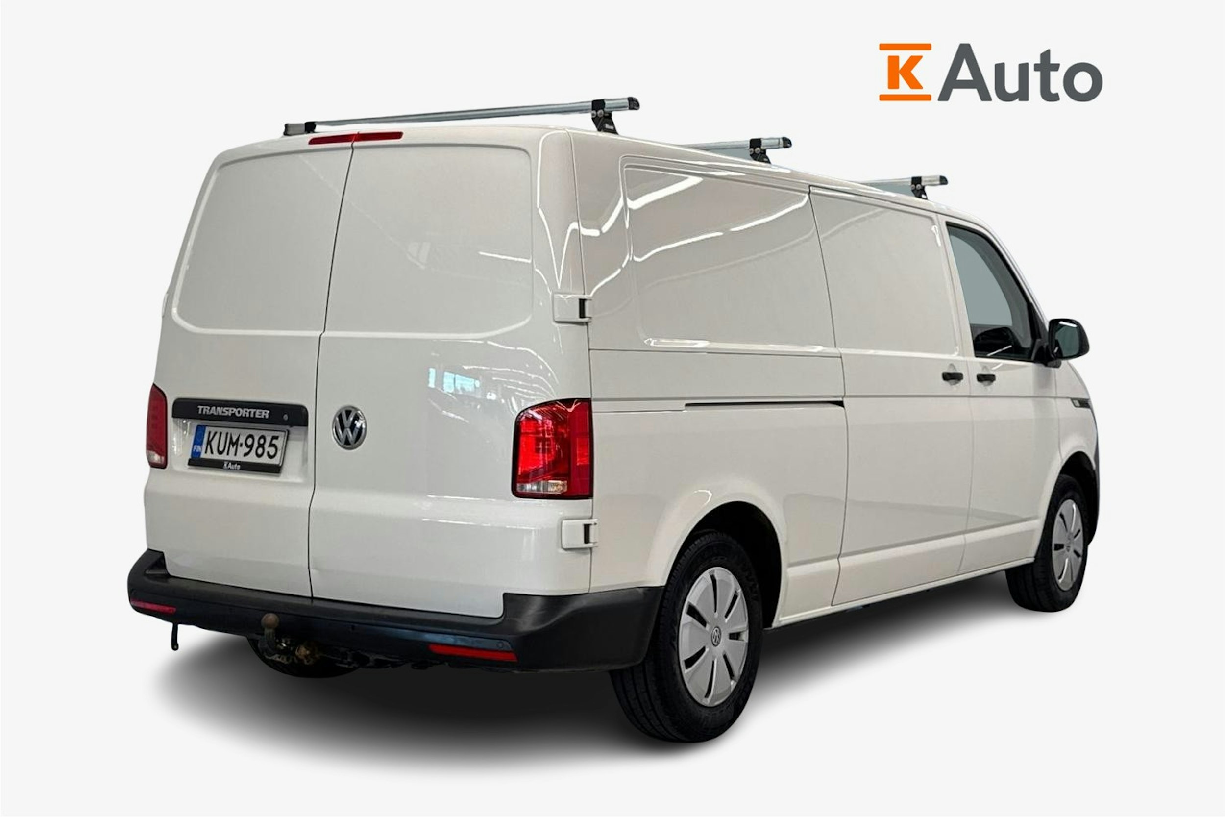 valkoinen Volkswagen Transporter 2022 kuva 2.