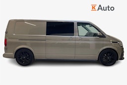 ruskea (beige) Volkswagen Transporter 2022 kuva 6.