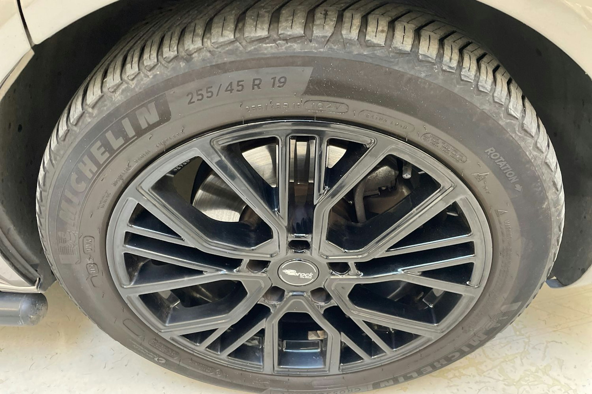 ruskea (beige) Volkswagen Transporter 2022 kuva 11.