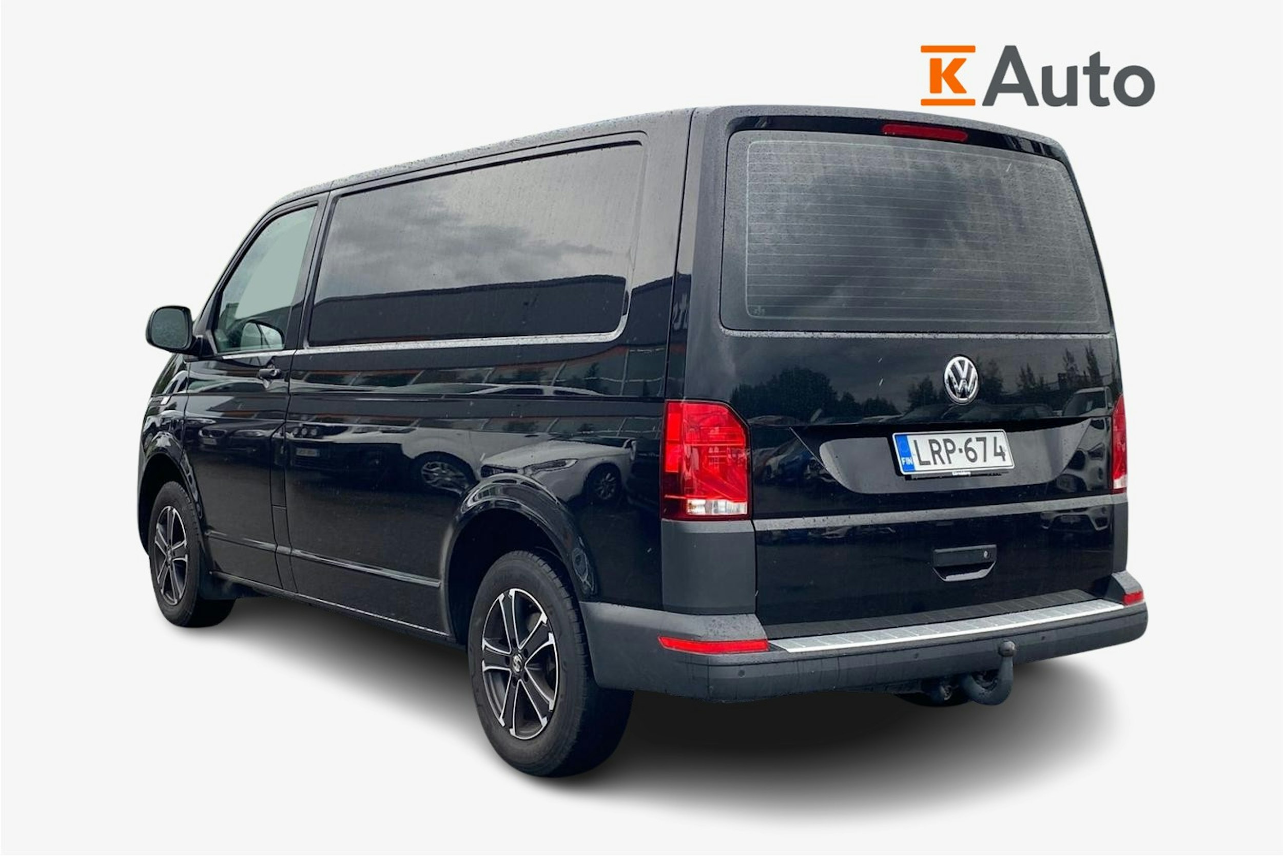 musta Volkswagen Transporter 2022 kuva 2.