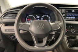 valkoinen Volkswagen Transporter 2022 kuva 9.