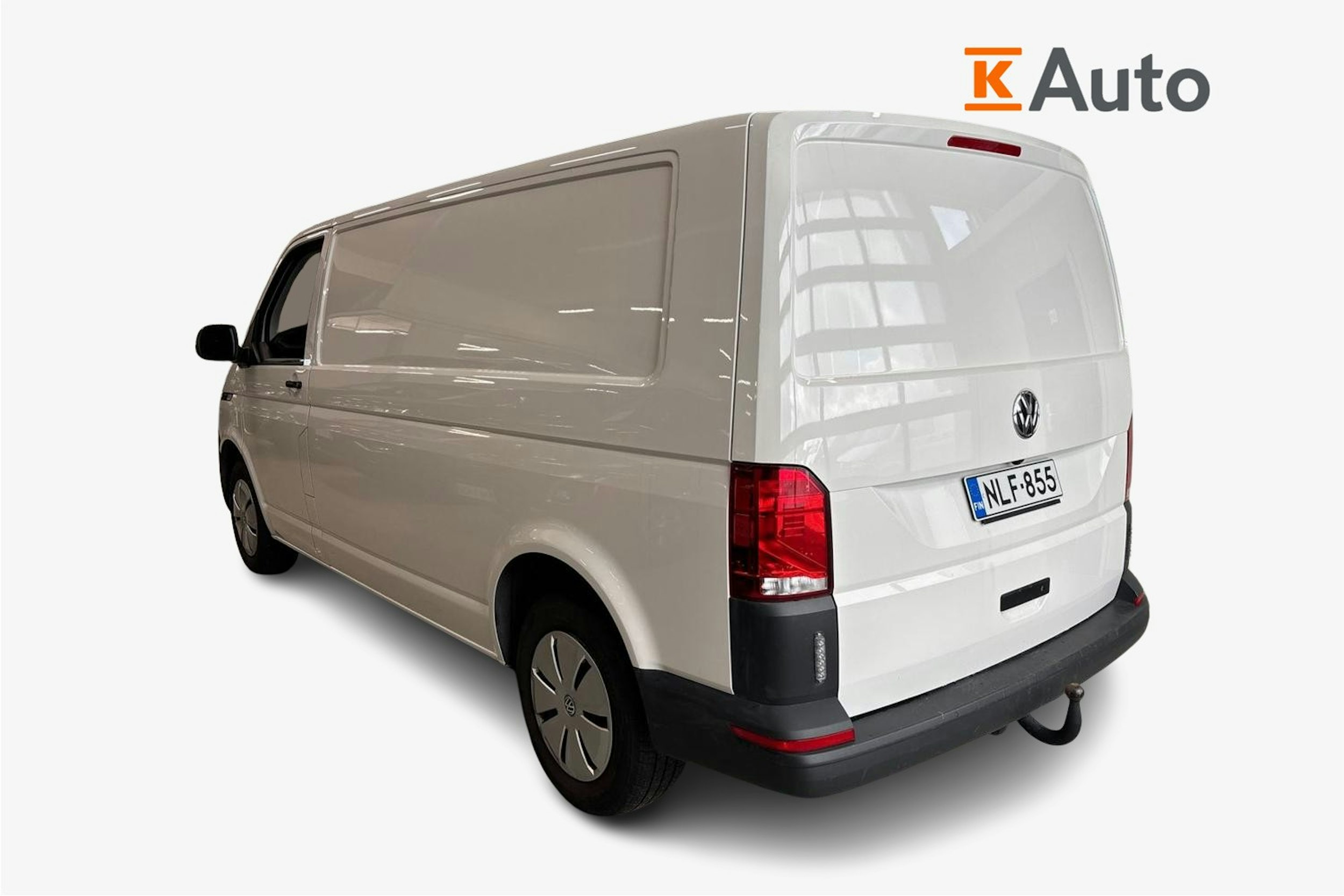 valkoinen Volkswagen Transporter 2022 kuva 2.