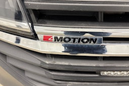 valkoinen Volkswagen Transporter 2022 kuva 17.
