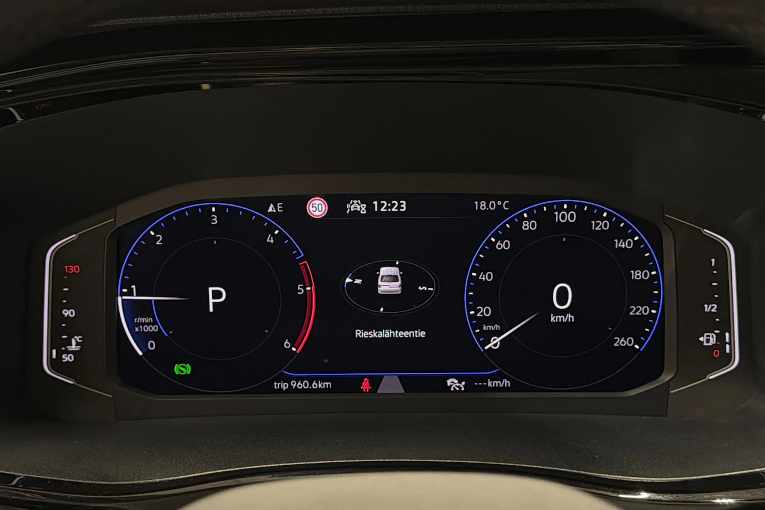met. musta Volkswagen Transporter 2022 kuva 18.