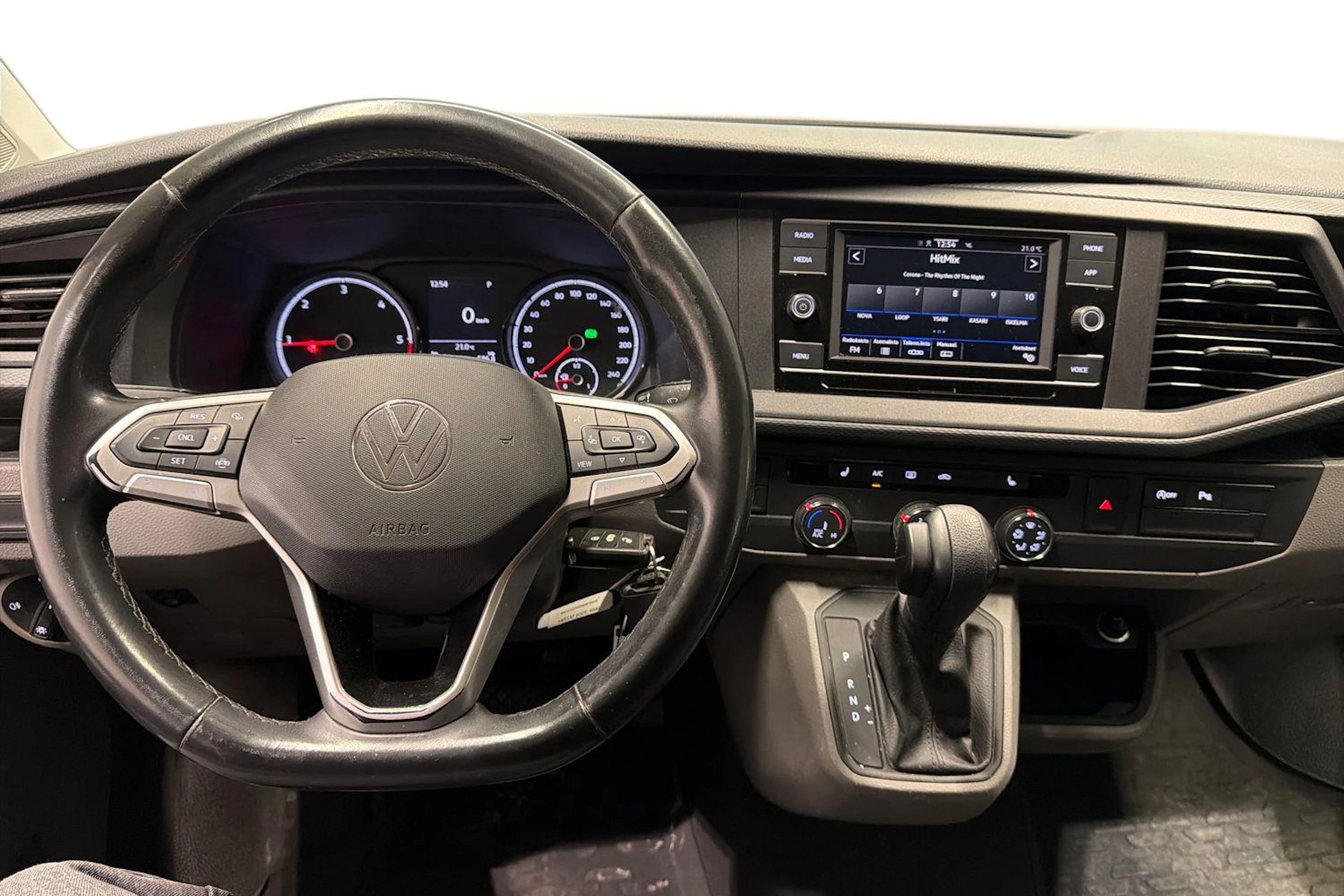 sininen Volkswagen Transporter 2022 kuva 9.
