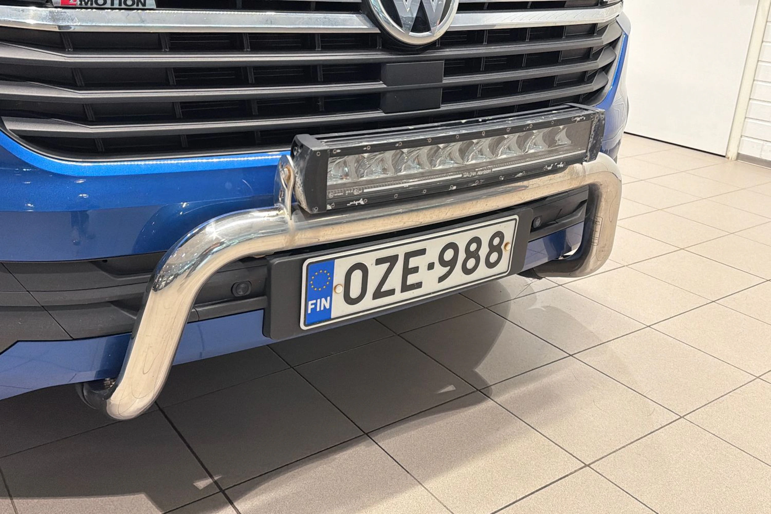 sininen Volkswagen Transporter 2022 kuva 25.
