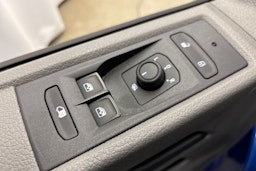 met. sininen Volkswagen Transporter 2022 kuva 21.