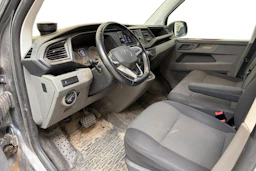 harmaa Volkswagen Transporter 2022 kuva 3.