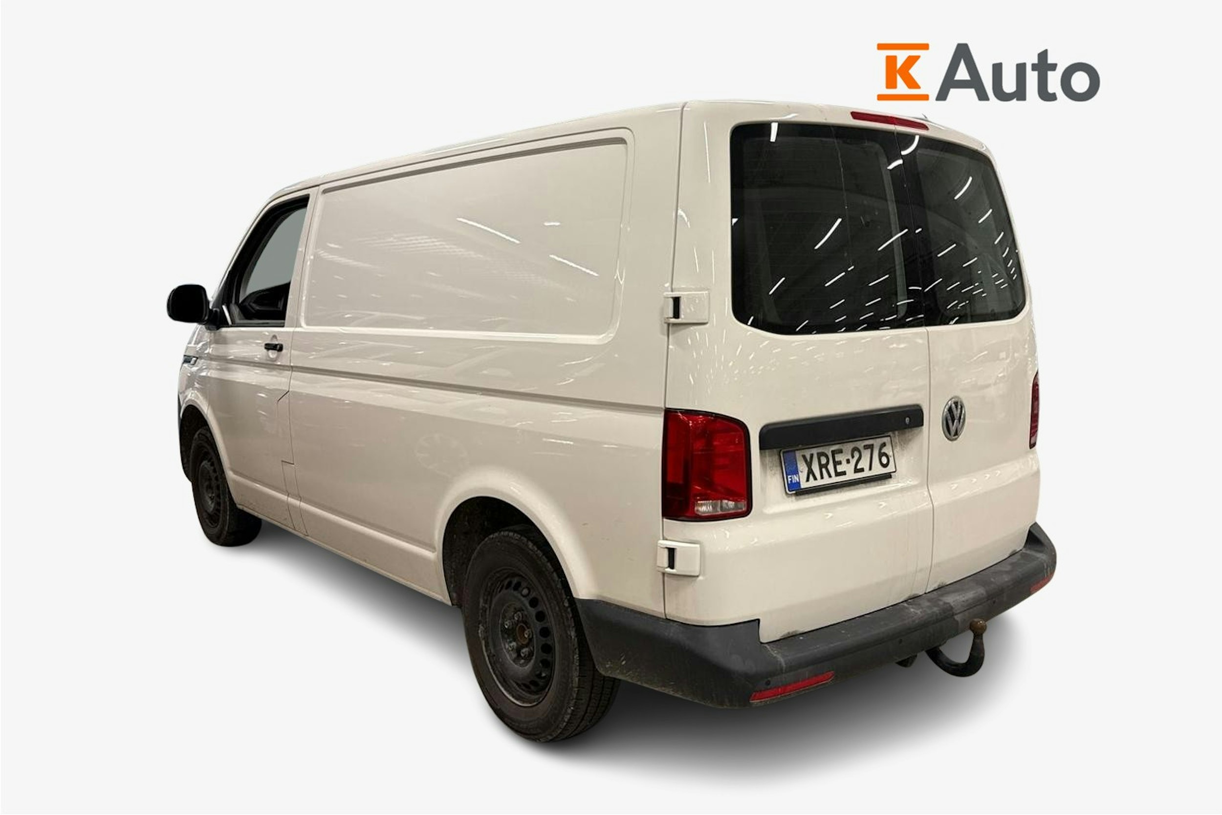 valkoinen Volkswagen Transporter 2022 kuva 2.
