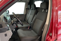 Punainen Volkswagen TRANSPORTER 2022 kuva 10.