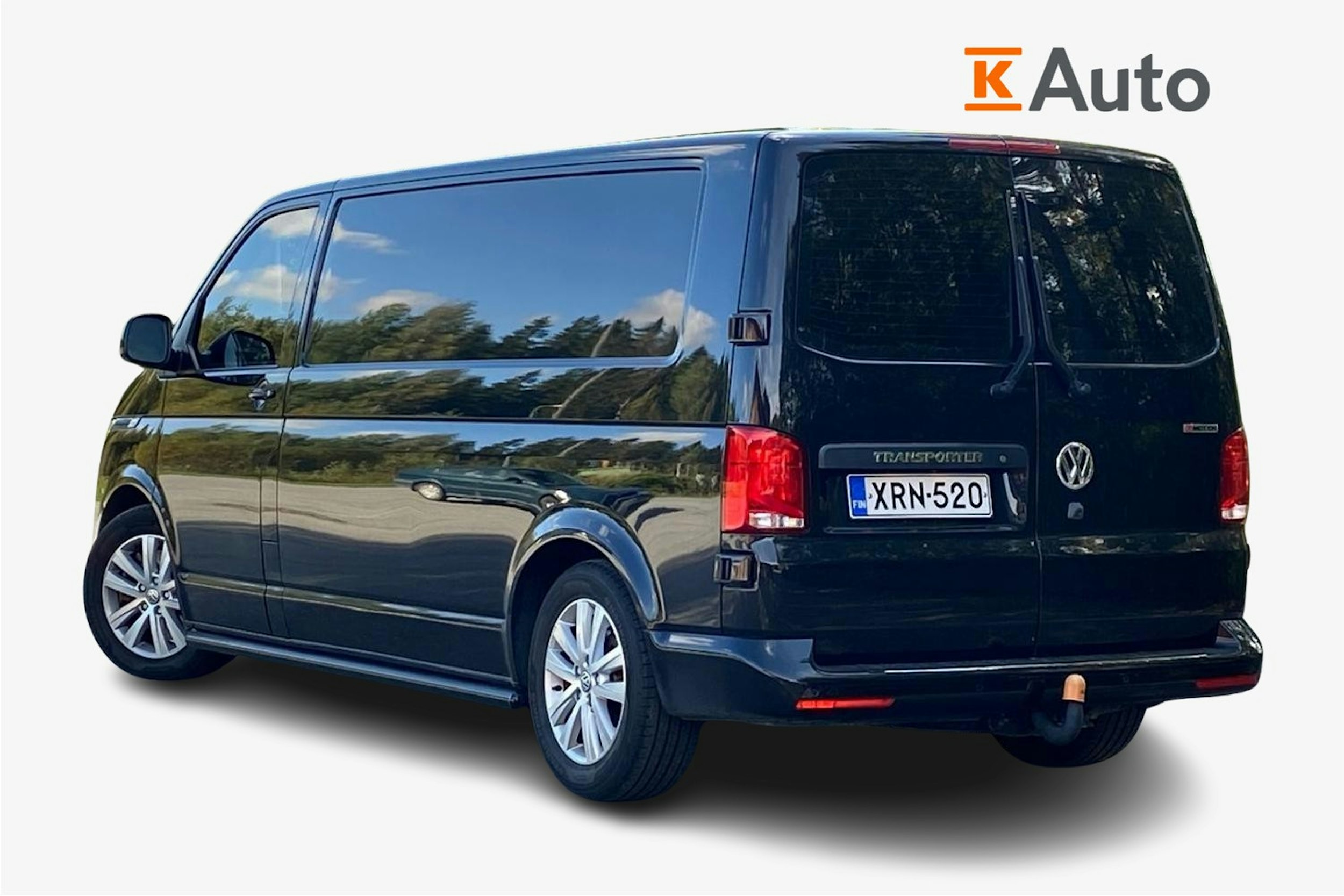 musta Volkswagen Transporter 2022 kuva 2.