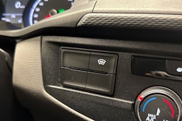 musta Volkswagen Transporter 2022 kuva 22.
