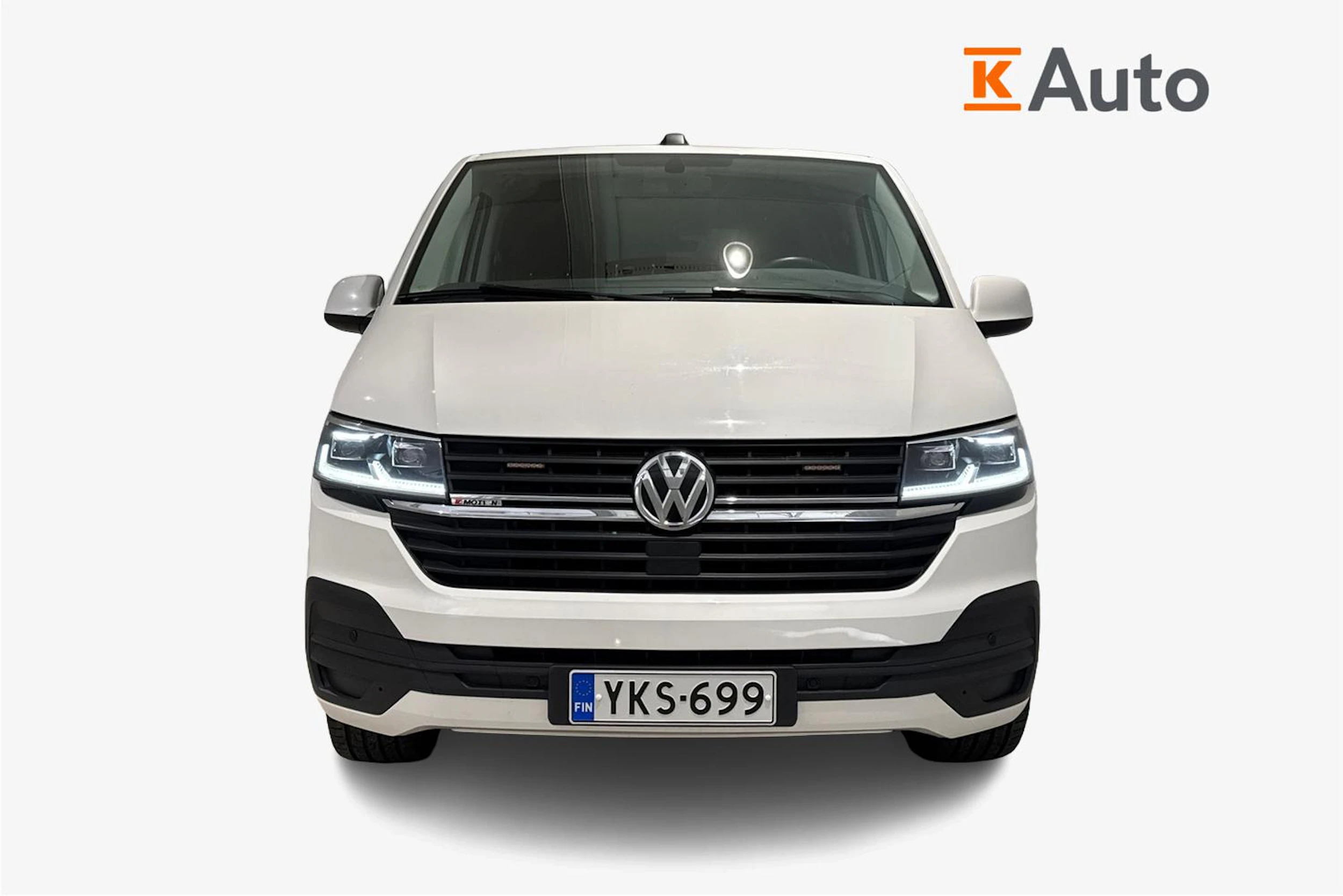 valkoinen Volkswagen Transporter 2022 kuva 4.