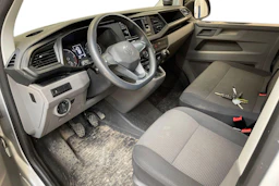 harmaa Volkswagen Transporter 2022 kuva 3.