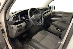 valkoinen Volkswagen Transporter 2022 kuva 3.