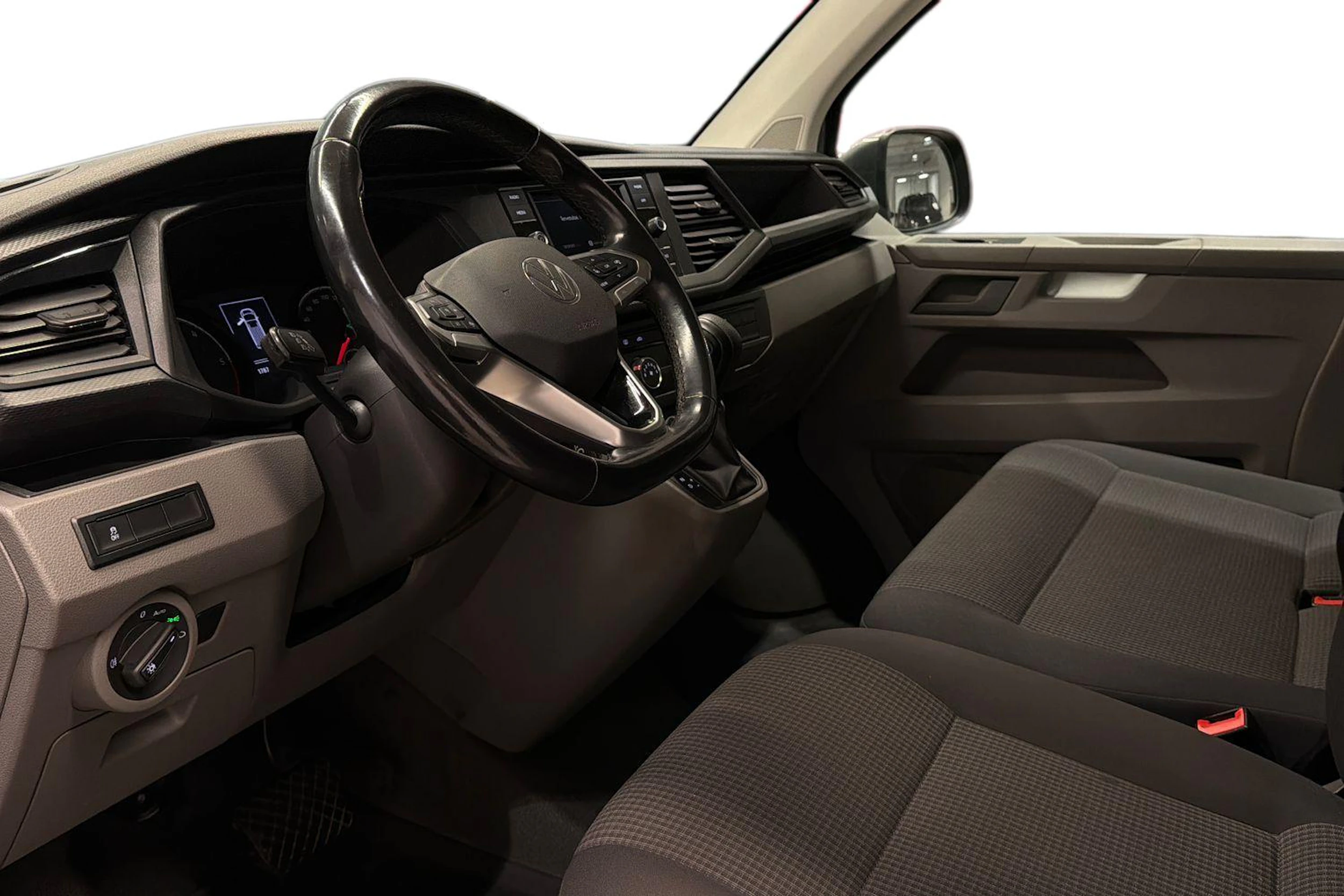 harmaa Volkswagen Transporter 2022 kuva 8.