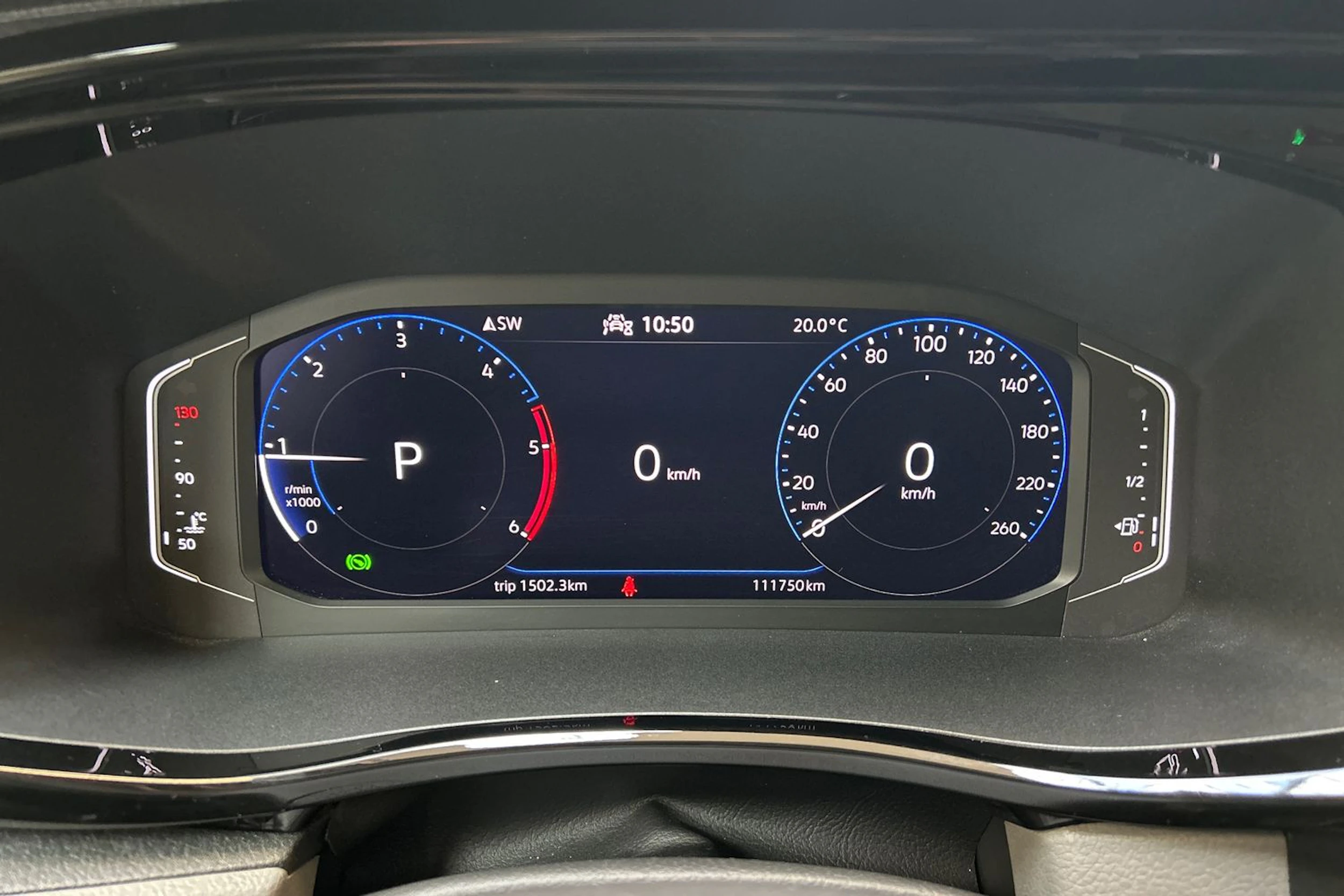 musta Volkswagen Transporter 2022 kuva 13.