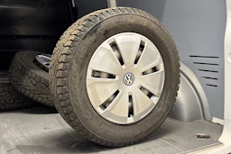 valkoinen Volkswagen Transporter 2022 kuva 29.